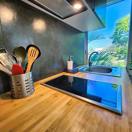 Le Manguier Apartment แซ็ง-ปีแยร์ ภายนอก รูปภาพ