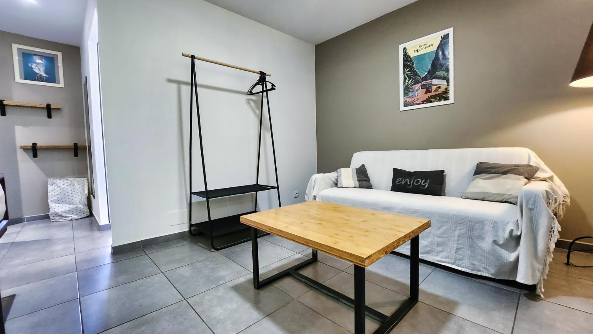 Le Manguier Apartment แซ็ง-ปีแยร์ ภายนอก รูปภาพ
