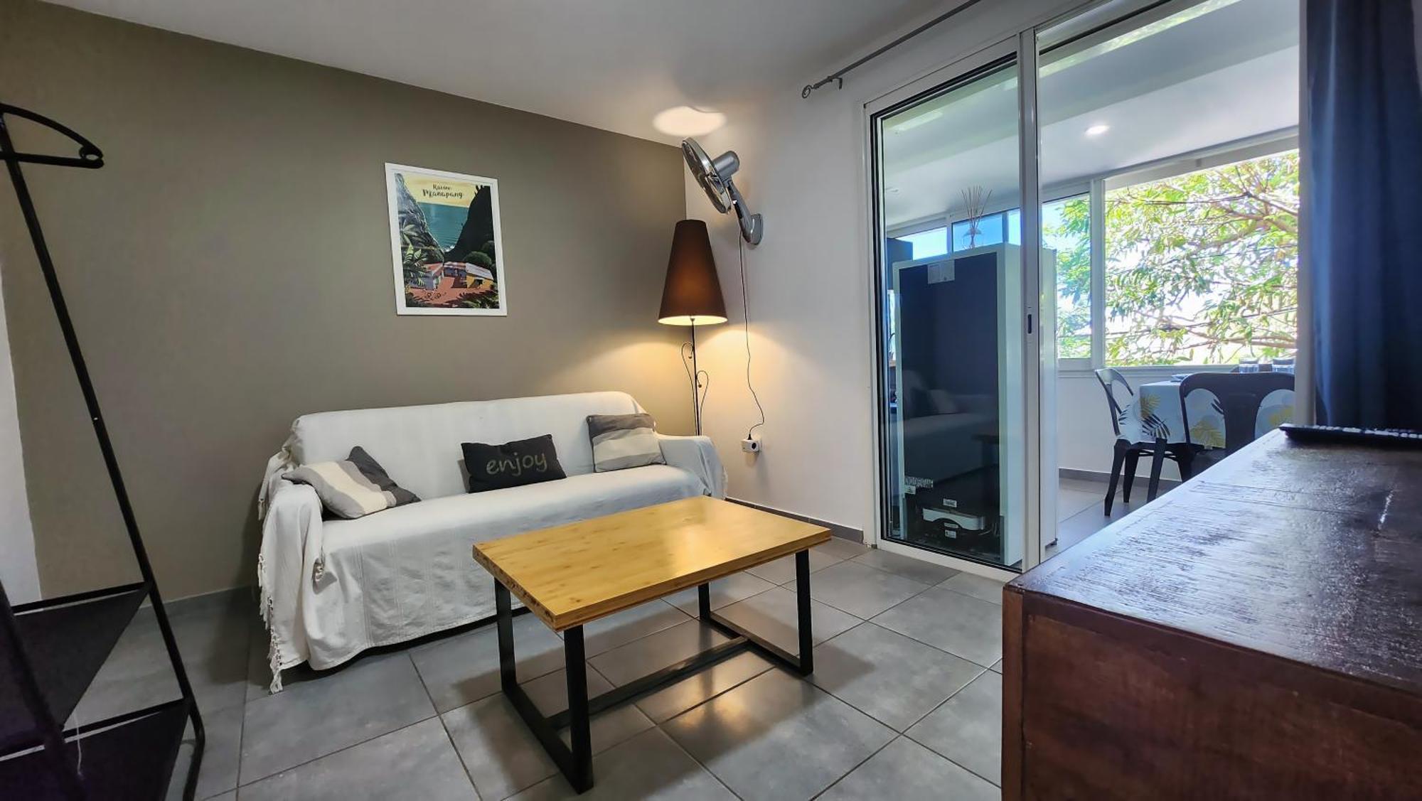 Le Manguier Apartment แซ็ง-ปีแยร์ ภายนอก รูปภาพ